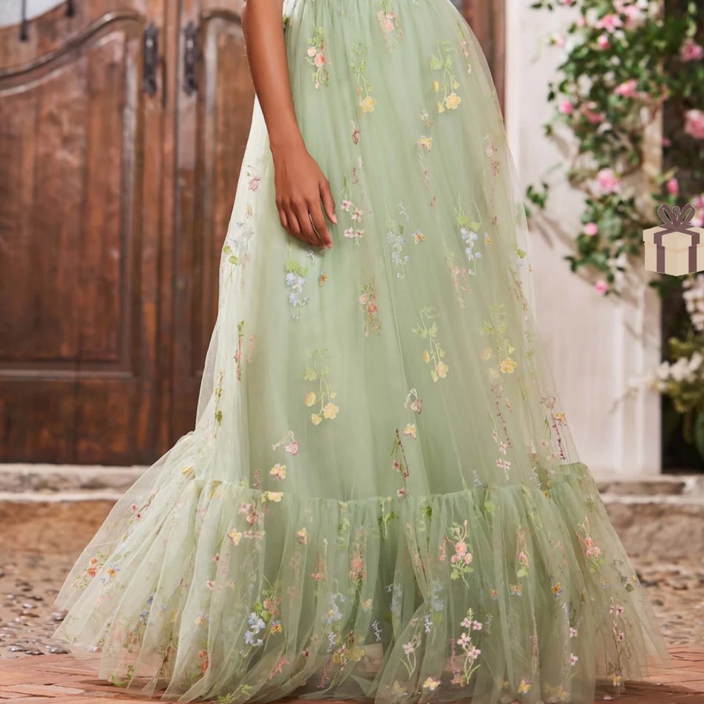 Green Floral Tulle Long Gown size 16 - Picture 4 of 14